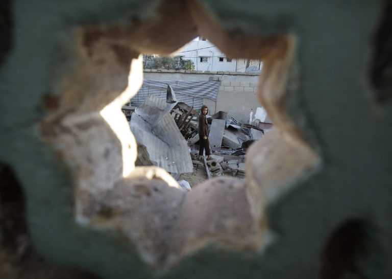 Εξι παλαιστίνιοι νεκροί από ισραηλινές επιδρομές | Newsit.gr Εξι παλαιστίνιοι νεκροί από ισραηλινές επιδρομές | Newsit.gr