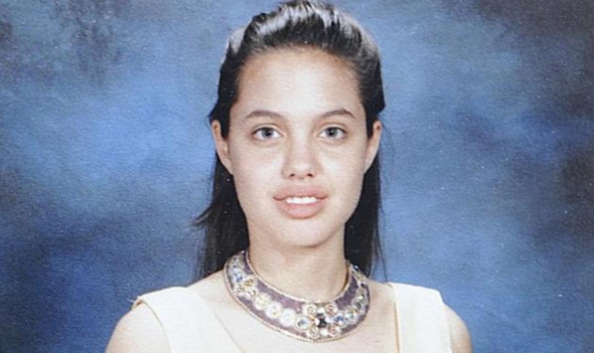 A. Jolie: Αδημοσίευτες φωτογραφίες από τα παιδικά της χρόνια! | Newsit.gr A. Jolie: Αδημοσίευτες φωτογραφίες από τα παιδικά της χρόνια! | Newsit.gr