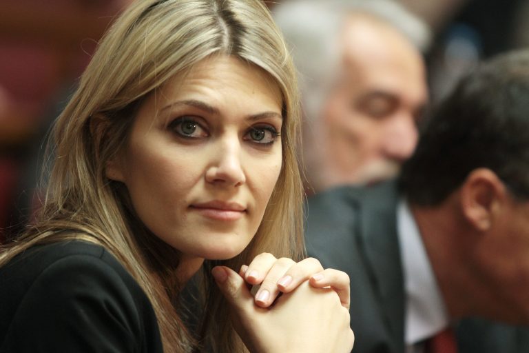 Διάρρηξη στο γραφείο της Εύας Καϊλή | Newsit.gr Διάρρηξη στο γραφείο της Εύας Καϊλή | Newsit.gr