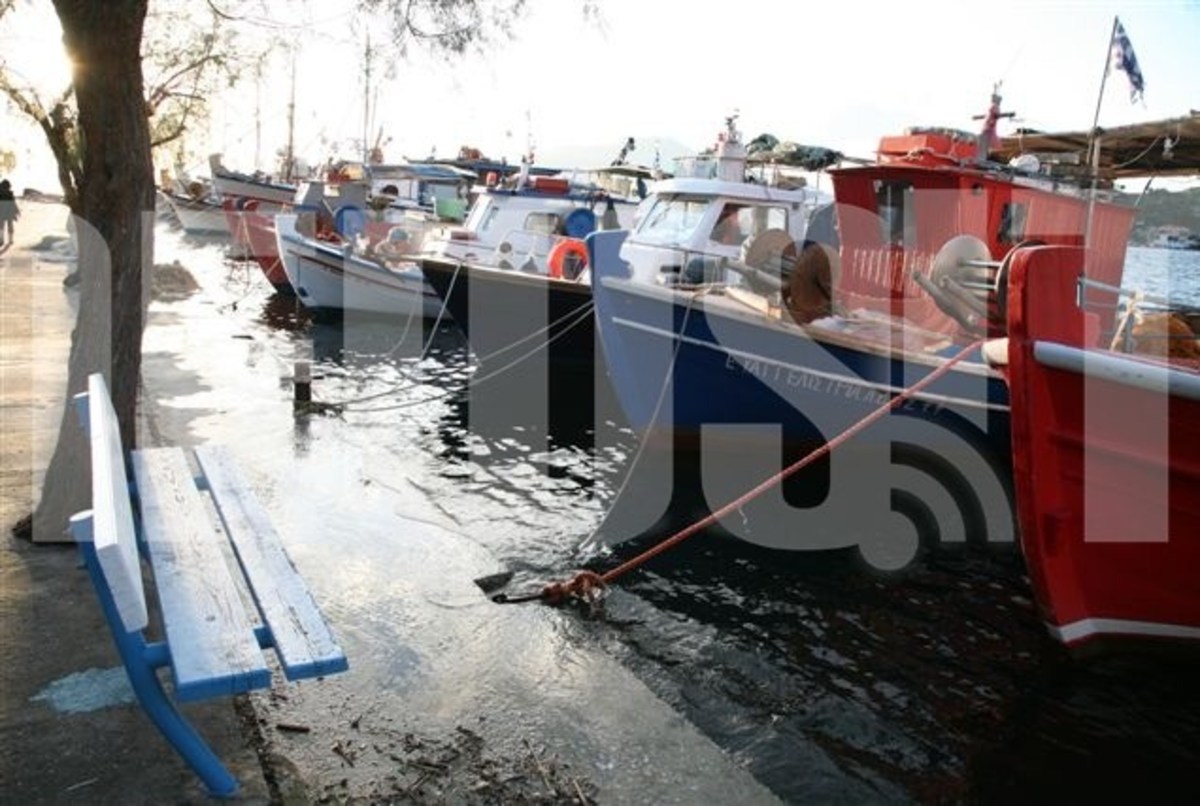 Παλιρροϊκό “τσουνάμι” και στο Βόλο! | Newsit.gr Παλιρροϊκό “τσουνάμι” και στο Βόλο! | Newsit.gr