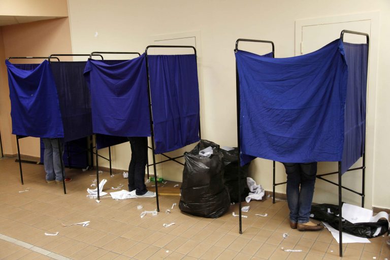 Στελέχη του ΠΑΣΟΚ «βλέπουν» ήττα Καμίνη και φοβούνται τον Δημαρά | Newsit.gr Στελέχη του ΠΑΣΟΚ «βλέπουν» ήττα Καμίνη και φοβούνται τον Δημαρά | Newsit.gr