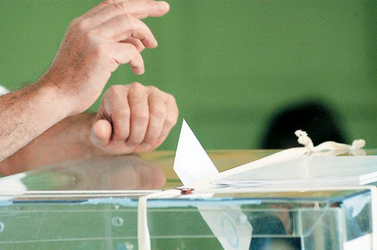 Θεσσαλονίκη: Σύλληψη για… νοθεία στις εκλογές της ΠΟΕ – ΟΤΑ | Newsit.gr Θεσσαλονίκη: Σύλληψη για… νοθεία στις εκλογές της ΠΟΕ – ΟΤΑ | Newsit.gr