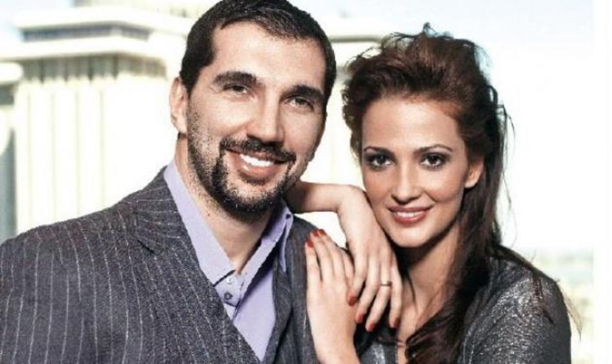Αλέκα Καμηλά – Πέτζα Στογιάκοβιτς: Βάφτισαν το τρίτο τους παιδάκι! | Newsit.gr Αλέκα Καμηλά – Πέτζα Στογιάκοβιτς: Βάφτισαν το τρίτο τους παιδάκι! | Newsit.gr