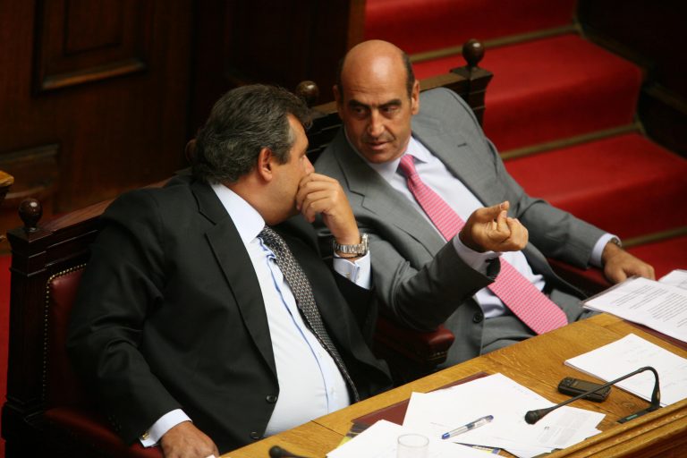 Μυστική συνάντηση Καμμένου-Βουλγαράκη στη Βουλιαγμένη | Newsit.gr Μυστική συνάντηση Καμμένου-Βουλγαράκη στη Βουλιαγμένη | Newsit.gr