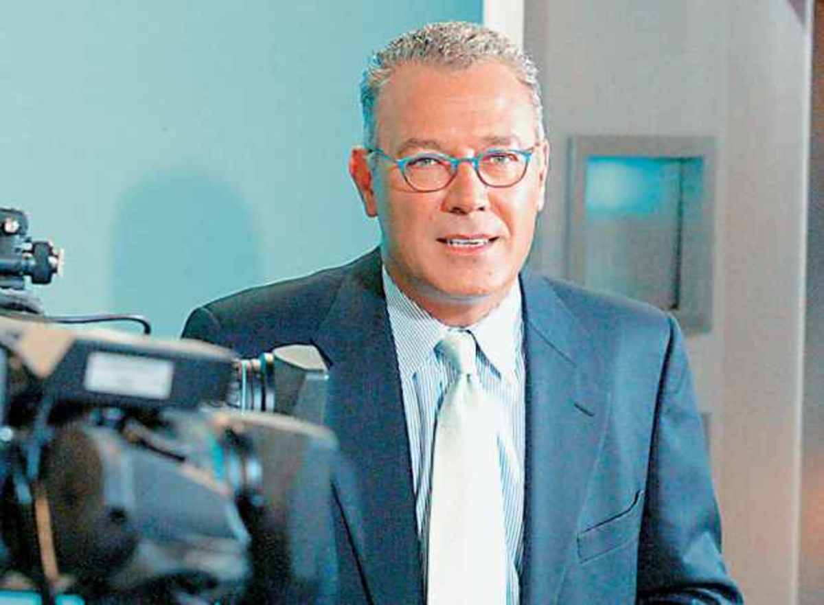 Καταξιωμένος ερμηνευτής δηλώνει: «Ας γίνει σοβαρός δημοσιογράφος ο κ. Καψής και μετά να κριτικάρει»! | Newsit.gr Καταξιωμένος ερμηνευτής δηλώνει: «Ας γίνει σοβαρός δημοσιογράφος ο κ. Καψής και μετά να κριτικάρει»! | Newsit.gr