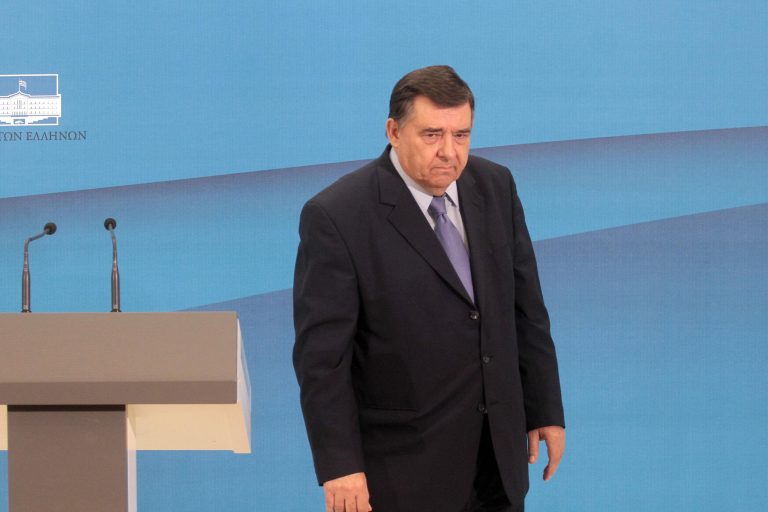 Καρατζαφέρης: «Τους ανέδειξα κι έφυγαν στην πρώτη τρικυμία» – Οι νέες συνεργασίες | Newsit.gr Καρατζαφέρης: «Τους ανέδειξα κι έφυγαν στην πρώτη τρικυμία» – Οι νέες συνεργασίες | Newsit.gr