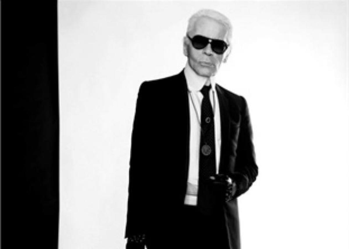 O Karl Lagerfeld συνεργάζεται με την εταιρία Melissa! Δες τα σκίτσα και μάθε λεπτομέρειες… | Newsit.gr O Karl Lagerfeld συνεργάζεται με την εταιρία Melissa! Δες τα σκίτσα και μάθε λεπτομέρειες… | Newsit.gr