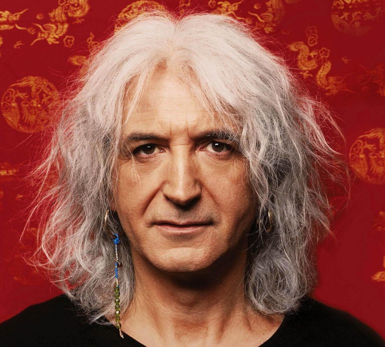 Ποιά θα είναι η παρουσιάστρια στο Greek Idol | Newsit.gr Ποιά θα είναι η παρουσιάστρια στο Greek Idol | Newsit.gr