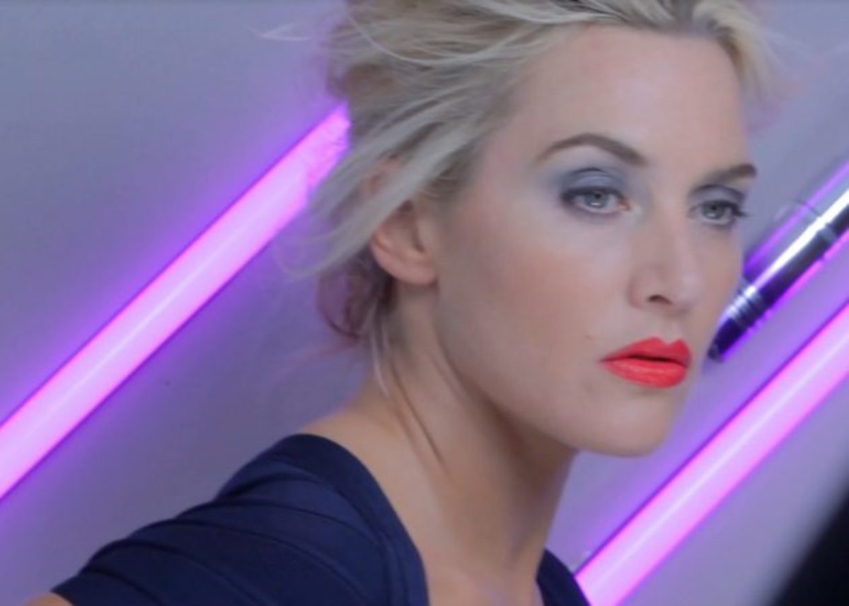 Η Kate Winslet στη νέα φωτογράφιση της Lancome είναι κούκλα! Δες πρώτη το backstage video! | Newsit.gr Η Kate Winslet στη νέα φωτογράφιση της Lancome είναι κούκλα! Δες πρώτη το backstage video! | Newsit.gr