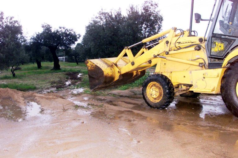 Καρδίτσα: Κατολισθήσεις στον Δήμο Μουζακίου | Newsit.gr Καρδίτσα: Κατολισθήσεις στον Δήμο Μουζακίου | Newsit.gr