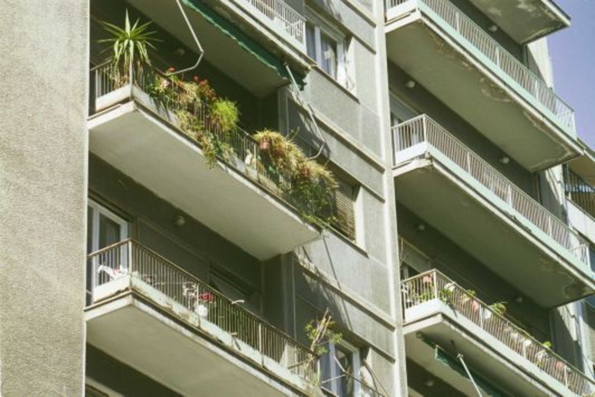 Ηράκλειο:Μεθυσμένος έπεσε από το μπαλκόνι του σπιτιού της φίλης του! | Newsit.gr Ηράκλειο:Μεθυσμένος έπεσε από το μπαλκόνι του σπιτιού της φίλης του! | Newsit.gr