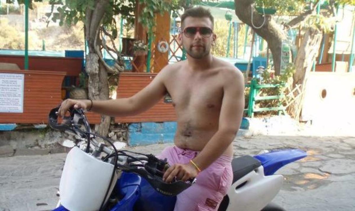 To σπαρακτικό αντίο της Μπ. Κυδωνάκη στο μονάκριβο γιο της! «Αγαπημένε μου πρίγκιπα… | Newsit.gr To σπαρακτικό αντίο της Μπ. Κυδωνάκη στο μονάκριβο γιο της! «Αγαπημένε μου πρίγκιπα… | Newsit.gr