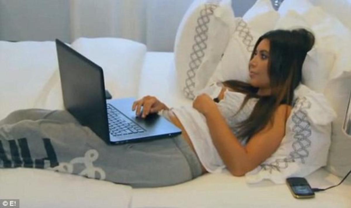 H Kim Kardashian προειδοποιεί την αδερφή της: «Θα σε απατήσει και θα φταις εσύ»! | Newsit.gr H Kim Kardashian προειδοποιεί την αδερφή της: «Θα σε απατήσει και θα φταις εσύ»! | Newsit.gr