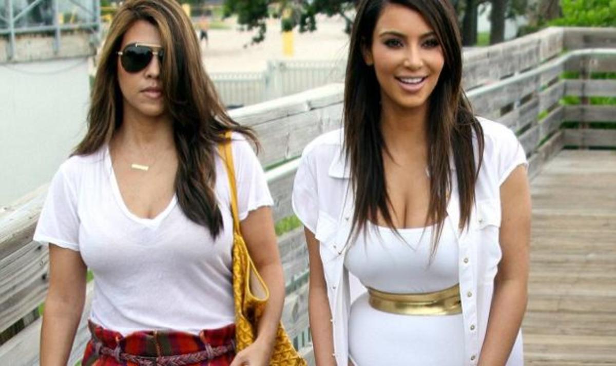 K. Kardashian: Στα γυρίσματα για τα νέα επεισόδια του reality με ολόσωμο άσπρο μαγιώ! | Newsit.gr K. Kardashian: Στα γυρίσματα για τα νέα επεισόδια του reality με ολόσωμο άσπρο μαγιώ! | Newsit.gr
