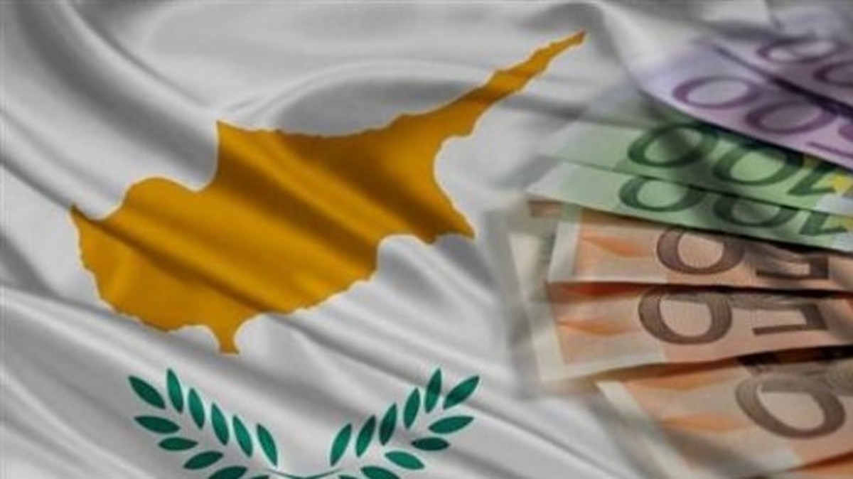 Reuters: Μαύρα σύννεφα πάνω από την κυπριακή Οικονομία | Newsit.gr Reuters: Μαύρα σύννεφα πάνω από την κυπριακή Οικονομία | Newsit.gr