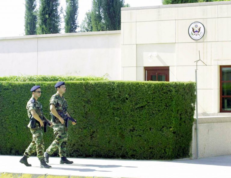 Τεράστια επιχείρηση Κύπριων και Βρετανών για τη σύλληψη καταζητούμενων | Newsit.gr Τεράστια επιχείρηση Κύπριων και Βρετανών για τη σύλληψη καταζητούμενων | Newsit.gr