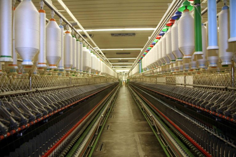 Στρατηγική συνεργασία της Ελληνικής Υφαντουργίας με την Crescent Bahuman | Newsit.gr Στρατηγική συνεργασία της Ελληνικής Υφαντουργίας με την Crescent Bahuman | Newsit.gr