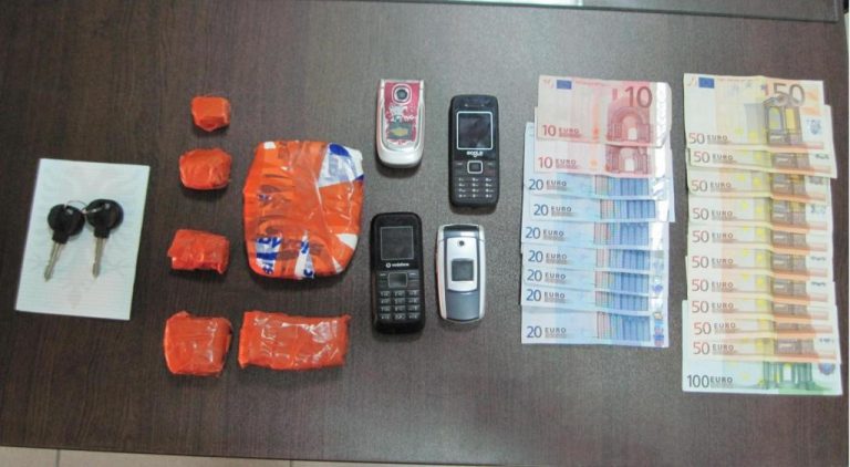 Φλώρινα: Τους έπιασαν στο τελωνείο με κοκαΐνη | Newsit.gr Φλώρινα: Τους έπιασαν στο τελωνείο με κοκαΐνη | Newsit.gr