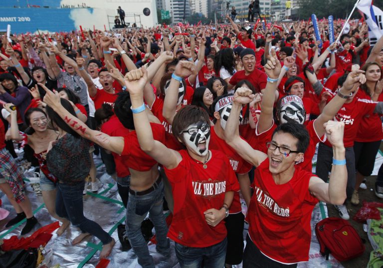 Τραγικός θάνατος Νοτιοκορεάτη φιλάθλου | Newsit.gr Τραγικός θάνατος Νοτιοκορεάτη φιλάθλου | Newsit.gr