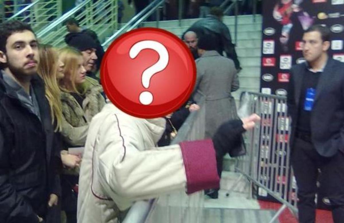 ΑΠΟΚΛΕΙΣΤΙΚΟ: Πρώην παίκτρια του Big Brother έφαγε πόρτα στο Madwalk | Newsit.gr ΑΠΟΚΛΕΙΣΤΙΚΟ: Πρώην παίκτρια του Big Brother έφαγε πόρτα στο Madwalk | Newsit.gr