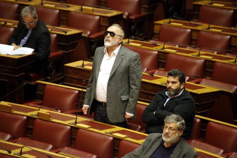 Ανοίκεια επίθεση της Εύης Χριστοφιλοπούλου στον Παναγιώτη Κουρουμπλή | Newsit.gr Ανοίκεια επίθεση της Εύης Χριστοφιλοπούλου στον Παναγιώτη Κουρουμπλή | Newsit.gr