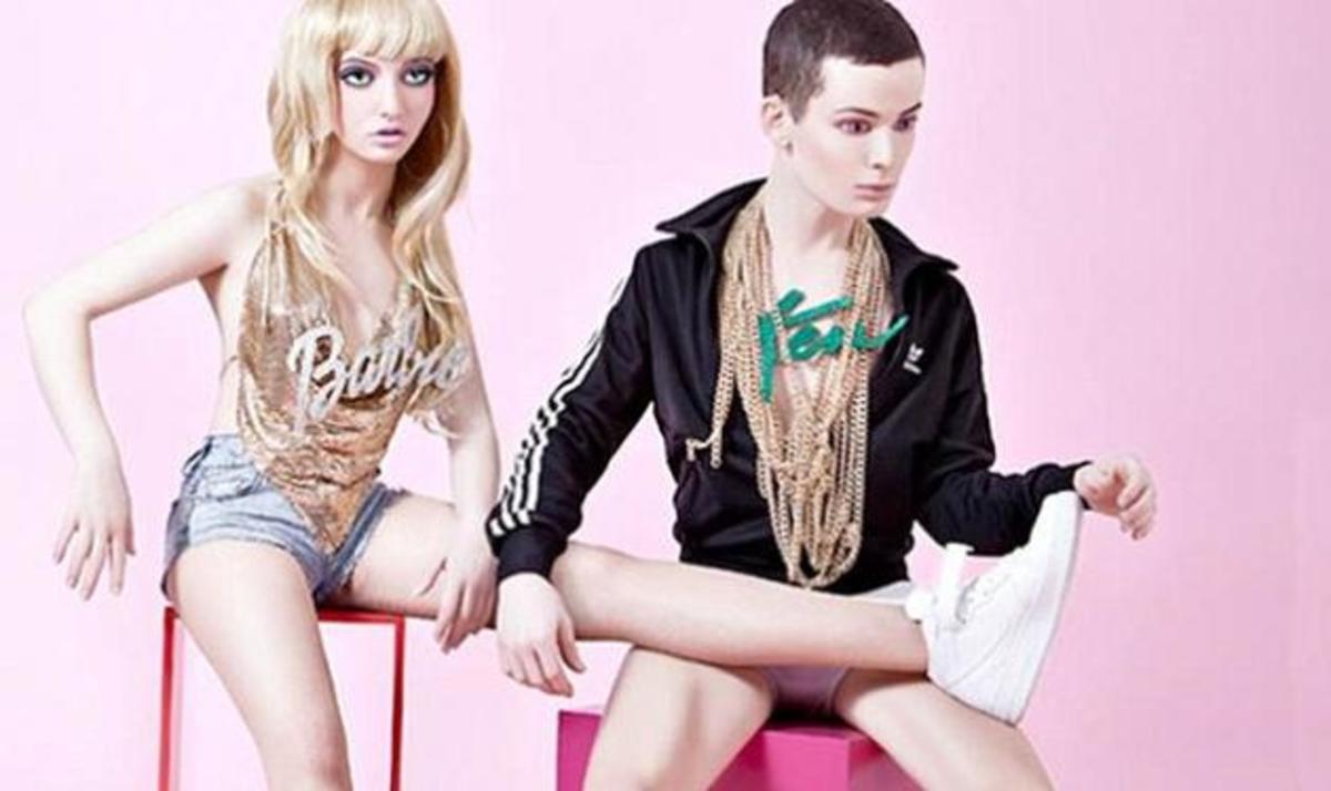 Δεν είναι η Barbie και ο Κen. Είναι μοντέλα που μεταμόρφωσε σε κούκλες ο φωτογράφος! | Newsit.gr Δεν είναι η Barbie και ο Κen. Είναι μοντέλα που μεταμόρφωσε σε κούκλες ο φωτογράφος! | Newsit.gr