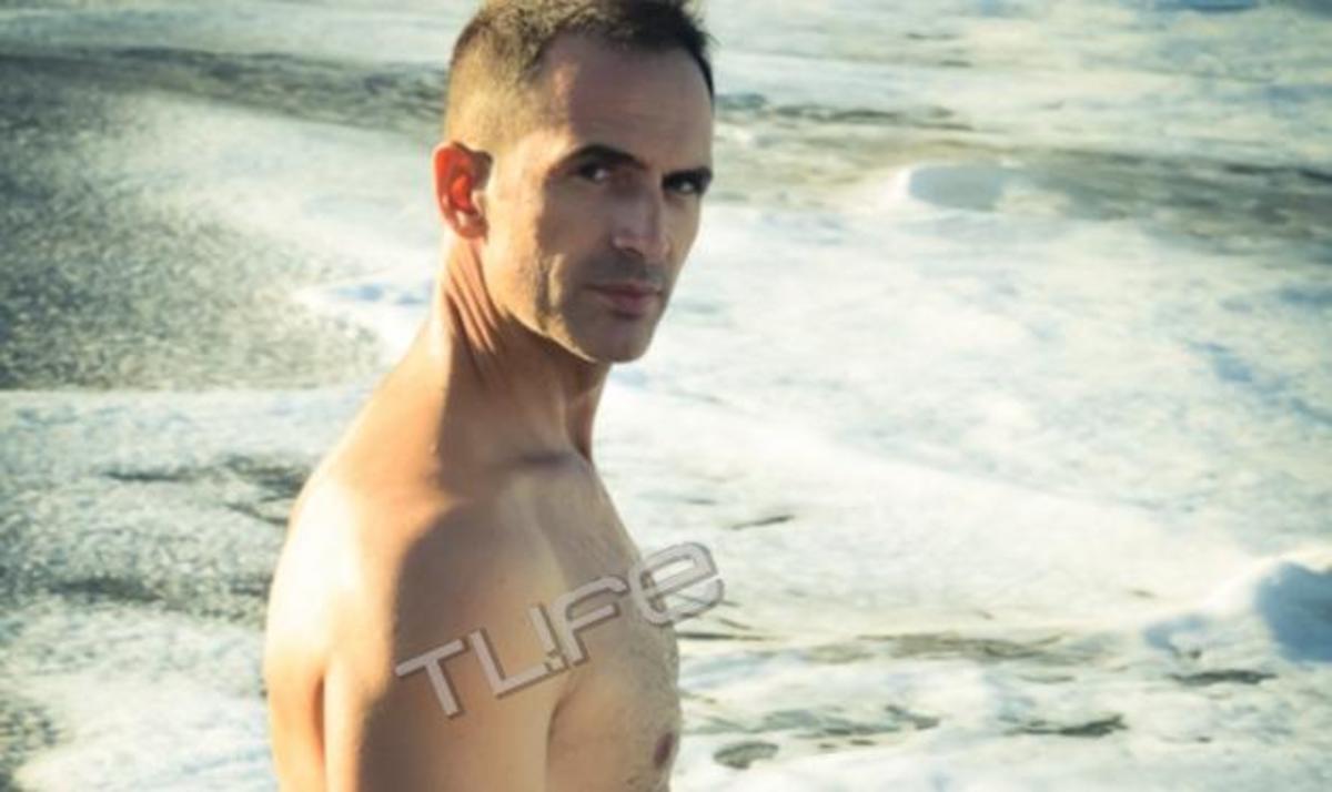 Κ. Κρομμύδας: Πιο fit και sexy από ποτέ φωτογραφίζεται με φόντο… τα Άχλα της Άνδρου! | Newsit.gr Κ. Κρομμύδας: Πιο fit και sexy από ποτέ φωτογραφίζεται με φόντο… τα Άχλα της Άνδρου! | Newsit.gr