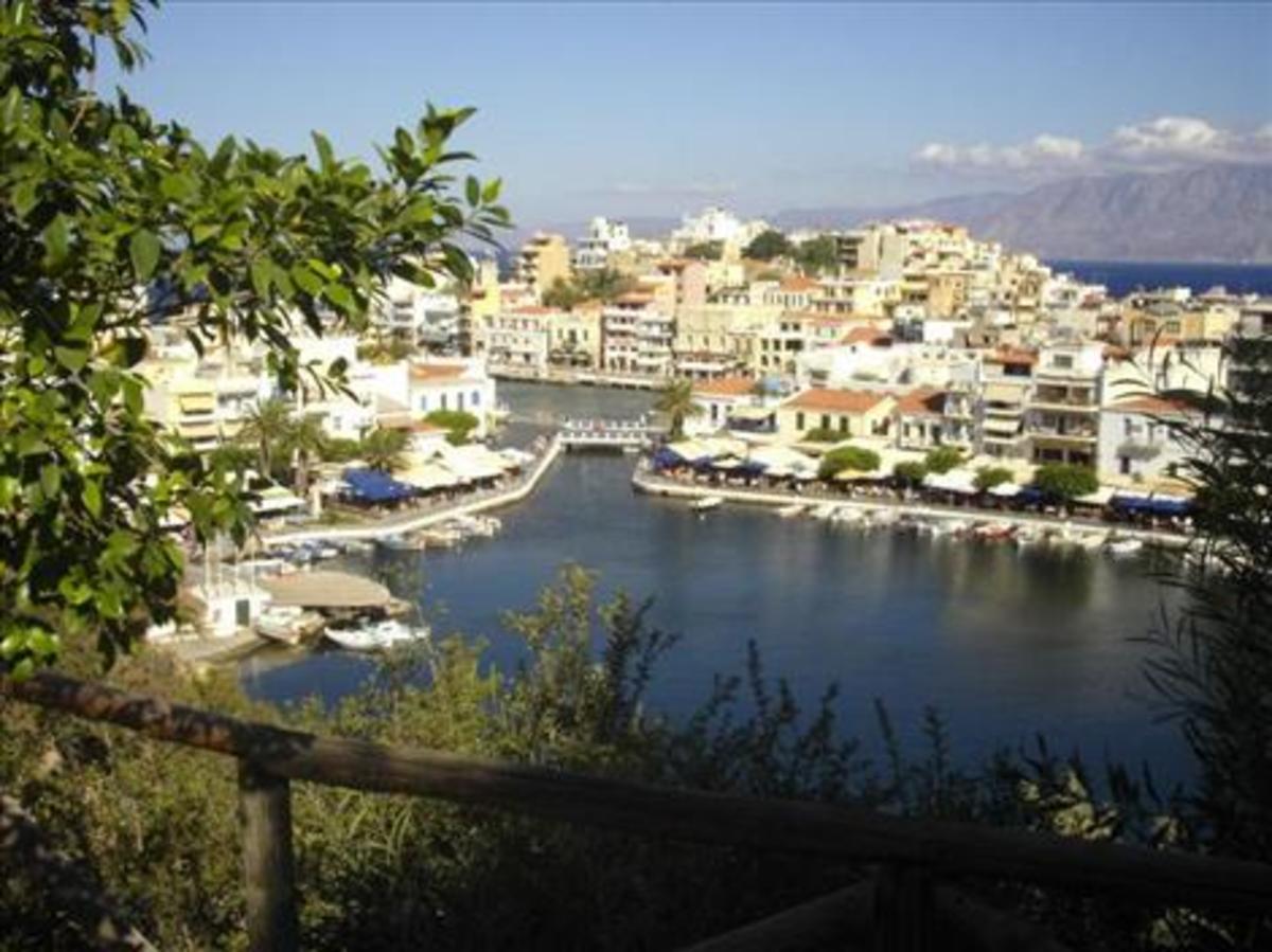 Λασίθι: Έμειναν με »5» δημοσιους υπαλλήλους και οι »4» έχουν άδεια! | Newsit.gr Λασίθι: Έμειναν με »5» δημοσιους υπαλλήλους και οι »4» έχουν άδεια! | Newsit.gr