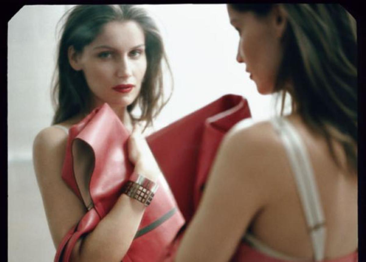 H Laetitia Casta είναι το πρόσωπο της καμπάνιας Reed Krakoff! | Newsit.gr H Laetitia Casta είναι το πρόσωπο της καμπάνιας Reed Krakoff! | Newsit.gr