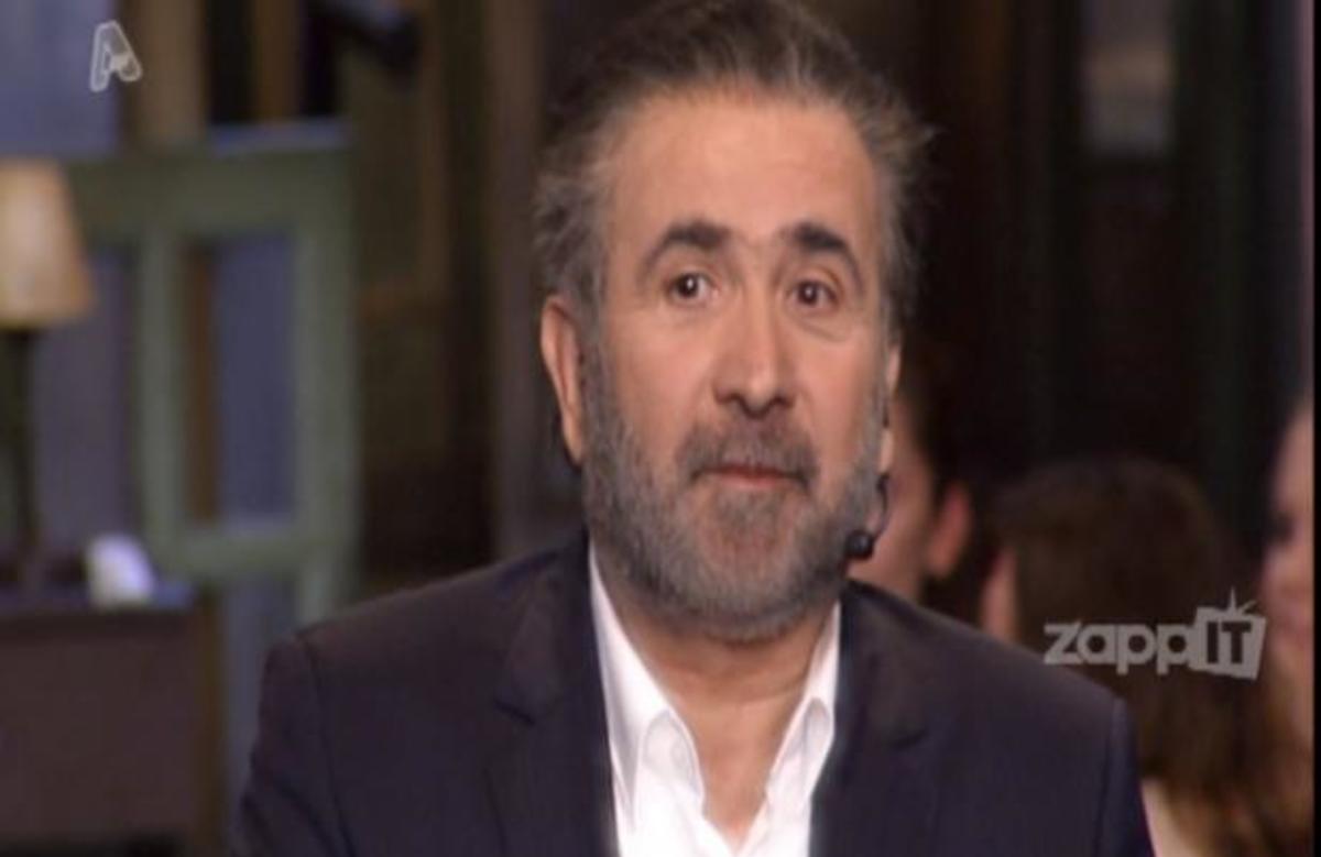 Αυλαία για το «Αλ Τσαντίρι». Η συγκίνηση του Λάκη Λαζόπουλου και το μήνυμα στους τηλεθεατές! | Newsit.gr Αυλαία για το «Αλ Τσαντίρι». Η συγκίνηση του Λάκη Λαζόπουλου και το μήνυμα στους τηλεθεατές! | Newsit.gr