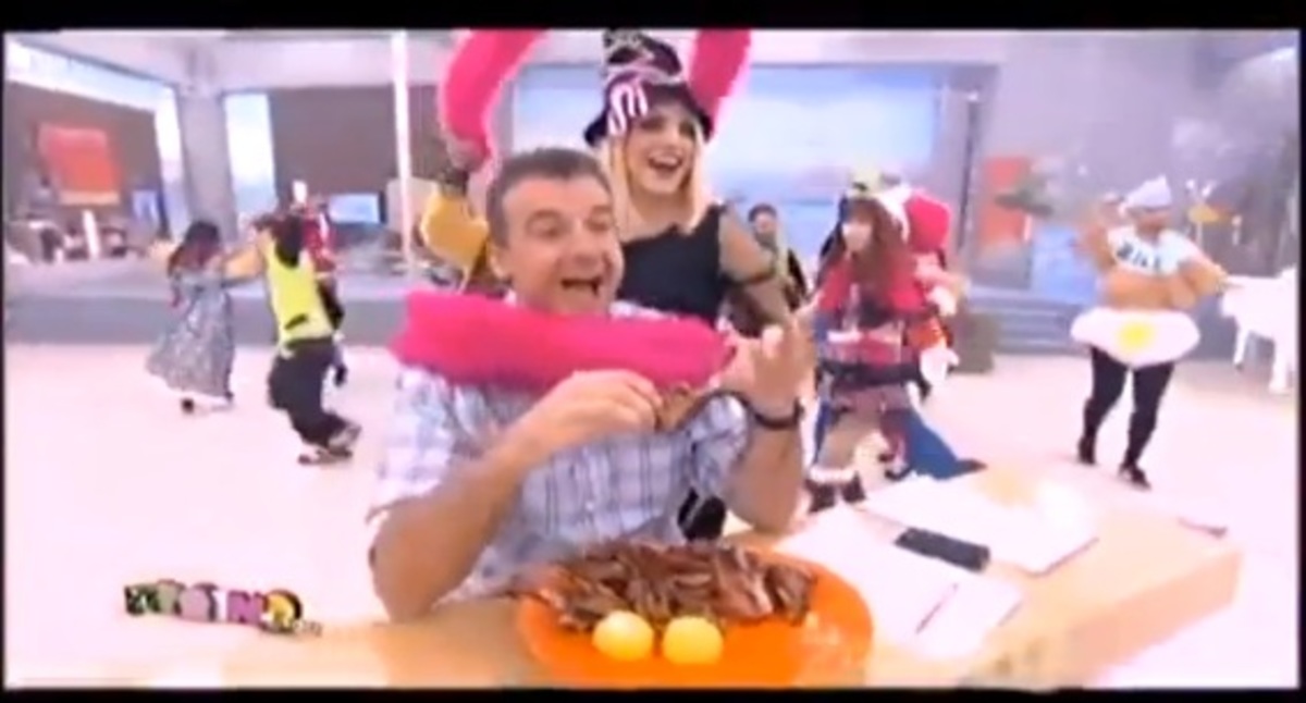 Tσικνοπέμπτη στα κανάλια, το παϊδάκι πήγε σύννεφο! | Newsit.gr Tσικνοπέμπτη στα κανάλια, το παϊδάκι πήγε σύννεφο! | Newsit.gr