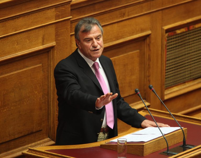 Αποδοκίμασαν έντονα τον Λιντζέρη στη Νίκαια – Δείτε το βίντεο | Newsit.gr Αποδοκίμασαν έντονα τον Λιντζέρη στη Νίκαια – Δείτε το βίντεο | Newsit.gr