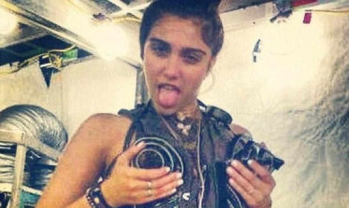 Η 15χρονη Lourdes ντύθηκε… Madonna! | Newsit.gr Η 15χρονη Lourdes ντύθηκε… Madonna! | Newsit.gr