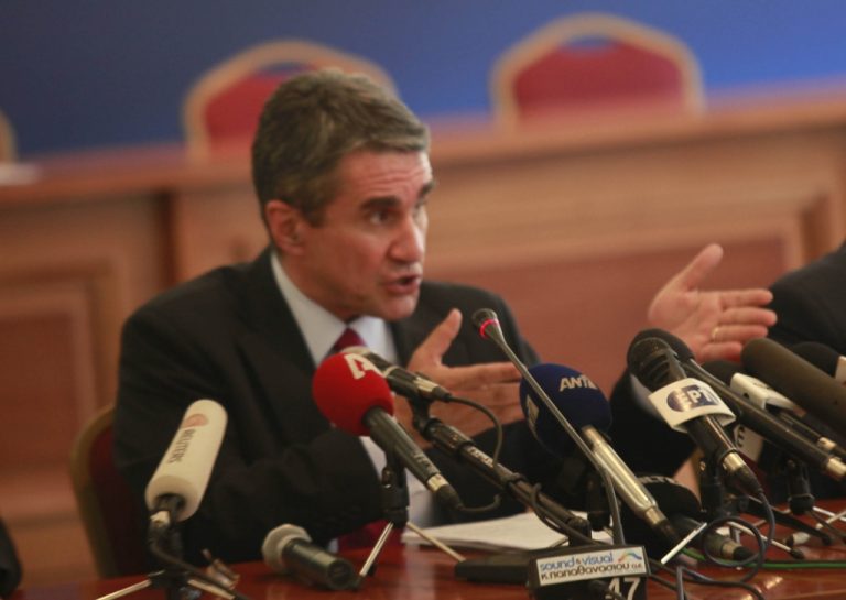 Λοβέρδος: Παραίτηση για το ασφαλιστικό θα ήταν λιποταξία | Newsit.gr Λοβέρδος: Παραίτηση για το ασφαλιστικό θα ήταν λιποταξία | Newsit.gr