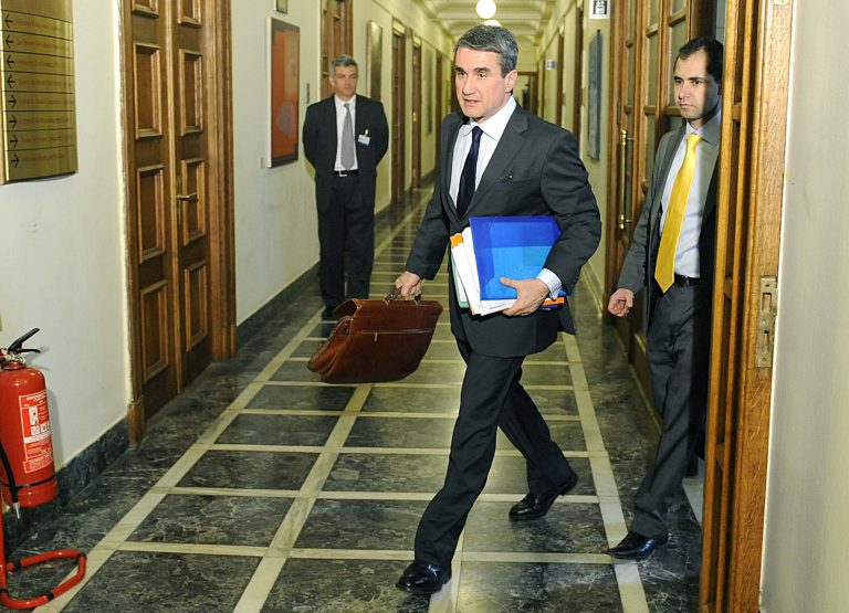 www.Ασφαλιστικό.gr | Newsit.gr www.Ασφαλιστικό.gr | Newsit.gr