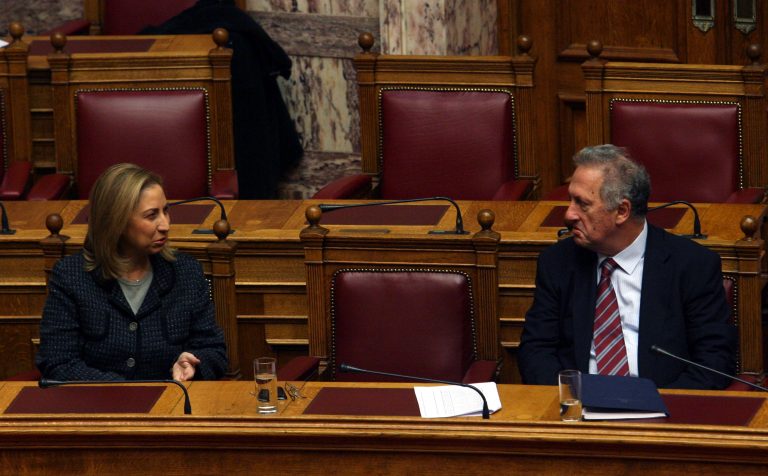 Εκτός ΠΑΣΟΚ και η Μαριλίζα Ξενογιαννακοπούλου – Ραγδαίες εξελίξεις με απανωτές παραιτήσεις | Newsit.gr Εκτός ΠΑΣΟΚ και η Μαριλίζα Ξενογιαννακοπούλου – Ραγδαίες εξελίξεις με απανωτές παραιτήσεις | Newsit.gr