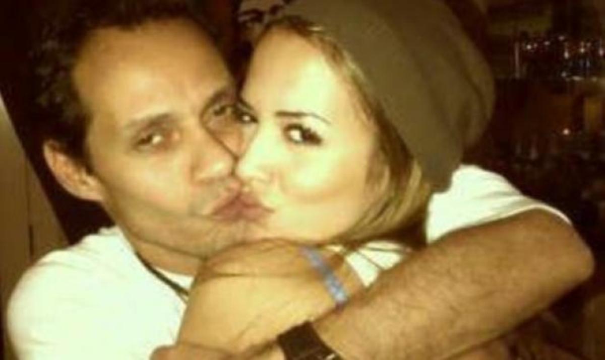H απάντηση του Μ. Αnthony: Φωτογραφίες στο facebook με το νέο αμόρε που μοιάζει στη JLo! | Newsit.gr H απάντηση του Μ. Αnthony: Φωτογραφίες στο facebook με το νέο αμόρε που μοιάζει στη JLo! | Newsit.gr