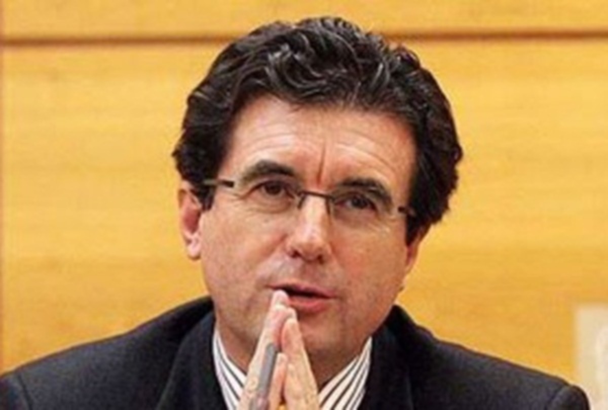 Κάθειρξη 6 ετών για διαφθορά σε πρώην υπουργό | Newsit.gr Κάθειρξη 6 ετών για διαφθορά σε πρώην υπουργό | Newsit.gr