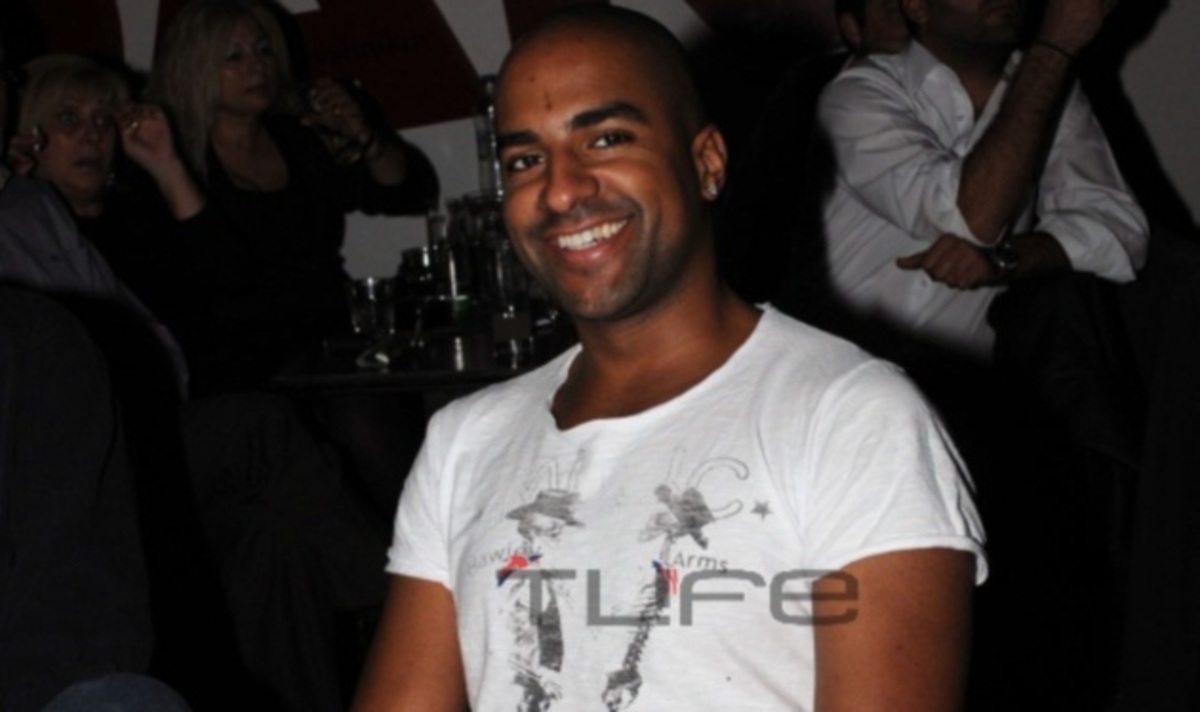 Η. Ματιάμπα στο TLIFE: “Υπάρχουν στιγμές που ερωτεύομαι ό,τι υπάρχει γύρω μου” | Newsit.gr Η. Ματιάμπα στο TLIFE: “Υπάρχουν στιγμές που ερωτεύομαι ό,τι υπάρχει γύρω μου” | Newsit.gr