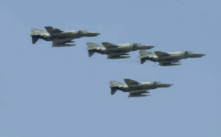 Ισραηλινά F 16 στη Λάρισα,για άσκηση με την Ελληνική ΠΑ | Newsit.gr Ισραηλινά F 16 στη Λάρισα,για άσκηση με την Ελληνική ΠΑ | Newsit.gr