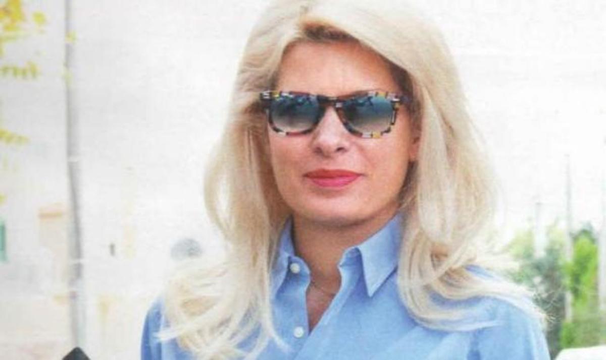 Ελ. Μενεγάκη: Οι προετοιμασίες για τα Χριστούγεννα και η ορκωμοσία του Ματέο! | Newsit.gr Ελ. Μενεγάκη: Οι προετοιμασίες για τα Χριστούγεννα και η ορκωμοσία του Ματέο! | Newsit.gr