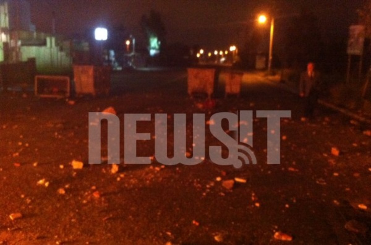 Προσαγωγές για τα επεισόδια στο Μενίδι | Newsit.gr Προσαγωγές για τα επεισόδια στο Μενίδι | Newsit.gr