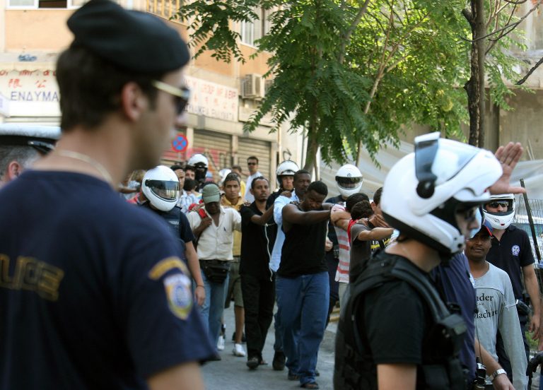 Με εντολή Σαμαρά «παγώνουν» όλες οι διαδικασίες για τη χορήγηση ελληνικής ιθαγένειας | Newsit.gr Με εντολή Σαμαρά «παγώνουν» όλες οι διαδικασίες για τη χορήγηση ελληνικής ιθαγένειας | Newsit.gr