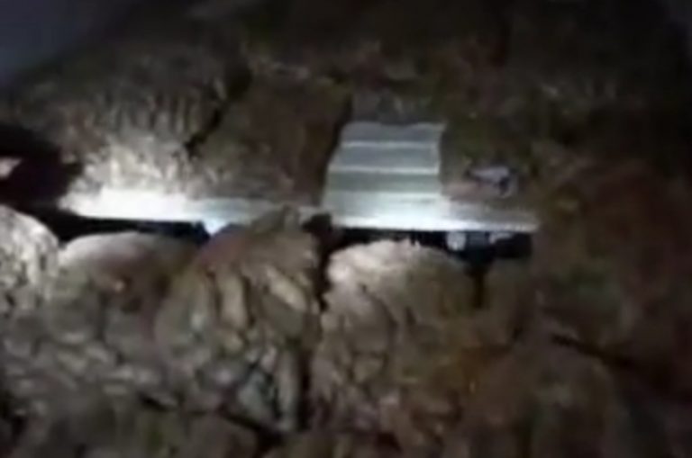 Ηγουμενίτσα: Πάνω σακιά με πατάτες και από κάτω λαθρομετανάστες – Δείτε το βίντεο! | Newsit.gr Ηγουμενίτσα: Πάνω σακιά με πατάτες και από κάτω λαθρομετανάστες – Δείτε το βίντεο! | Newsit.gr