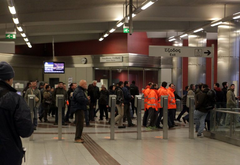 Ανυποχώρητοι οι εργαζόμενοι στο Μετρό – Σταματόπουλος στο NewsIt: Ας έρθουν να με απολύσουν! | Newsit.gr Ανυποχώρητοι οι εργαζόμενοι στο Μετρό – Σταματόπουλος στο NewsIt: Ας έρθουν να με απολύσουν! | Newsit.gr