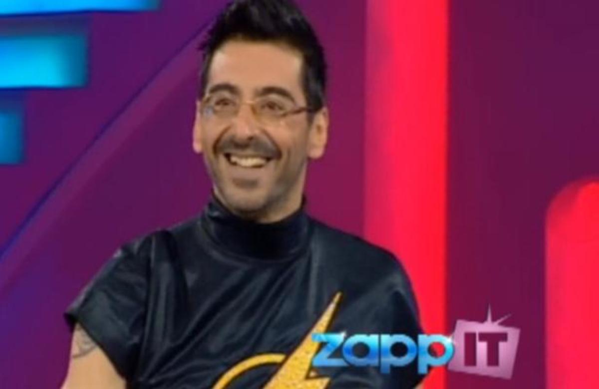 Ο Μυθριδάτης έκλεψε την παράσταση στο 7o live! | Newsit.gr Ο Μυθριδάτης έκλεψε την παράσταση στο 7o live! | Newsit.gr