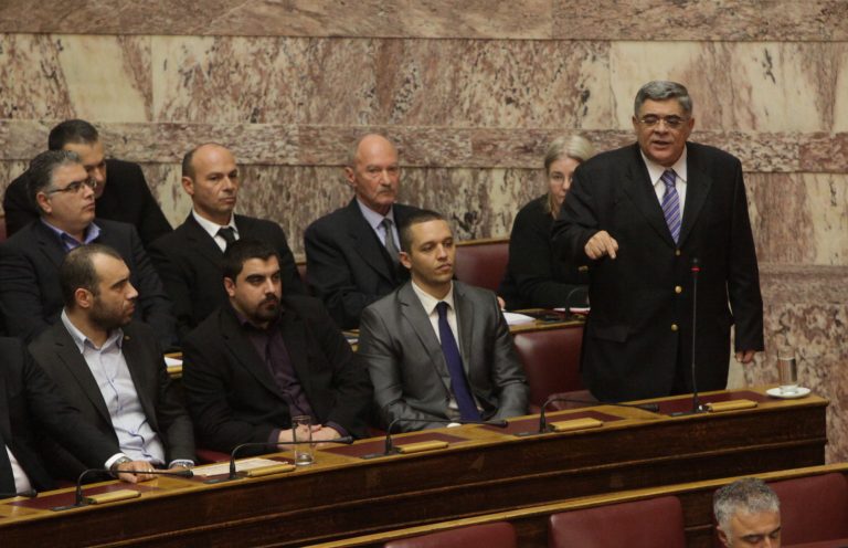 Χρυσή Αυγή για Τσίπρα: Προσκυνά Σόιμπλε και Ομπάμα | Newsit.gr Χρυσή Αυγή για Τσίπρα: Προσκυνά Σόιμπλε και Ομπάμα | Newsit.gr