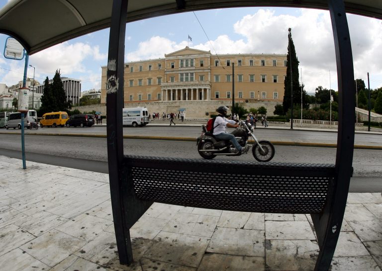 Σαββατοκύριακο χωρίς λεωφορεία, τρόλεϊ, προαστιακό και τρένα ΟΣΕ | Newsit.gr Σαββατοκύριακο χωρίς λεωφορεία, τρόλεϊ, προαστιακό και τρένα ΟΣΕ | Newsit.gr