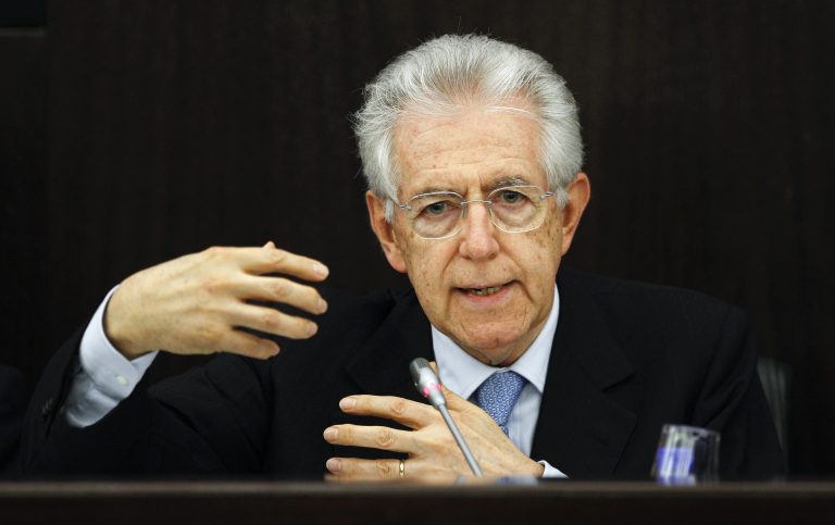 Οι Ιταλοί δε θέλουν τον Μόντι! | Newsit.gr Οι Ιταλοί δε θέλουν τον Μόντι! | Newsit.gr
