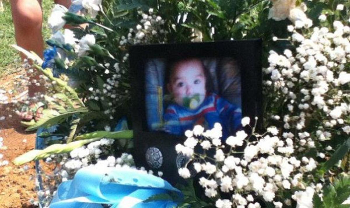 Η babysitter έκανε ένεση ηρωίνης και κοκαΐνης σε 9 μηνών μωρό και το σκότωσε | Newsit.gr Η babysitter έκανε ένεση ηρωίνης και κοκαΐνης σε 9 μηνών μωρό και το σκότωσε | Newsit.gr